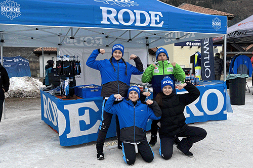 Un gruppo di fans Rode provenienti dalla Bulgaria.